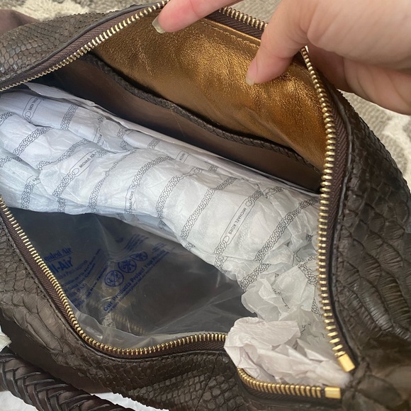 Pure Python Skin MK purse - Picture 3 of 3